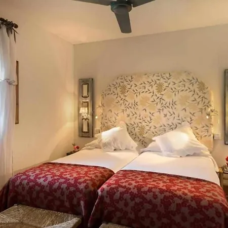 Vaqueria Cantaelgallo Country house