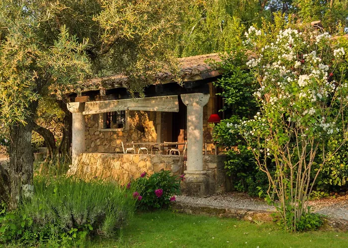 Vaqueria Cantaelgallo Casa rural *