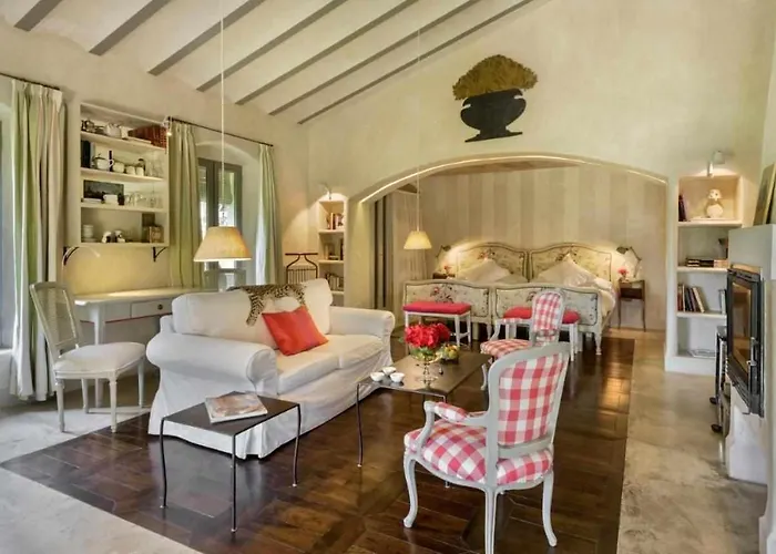 Vaqueria Cantaelgallo Country house *